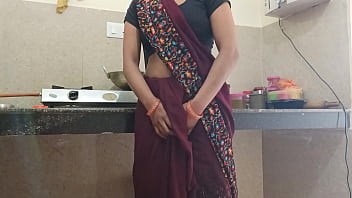 Indian Desi village bhabhi tearing up in kitchen clear Hindi audio